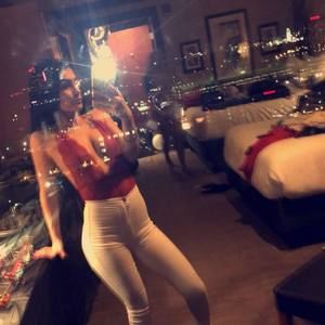 Meet your Posher, Kendra